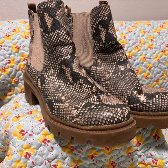 Universal Thread Shoes - Snake Print Ankle Boots with Chunky Heel
